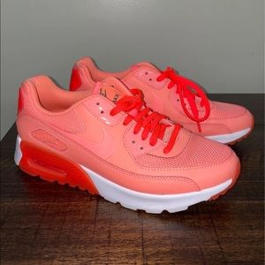 Women’s Nike sneakers